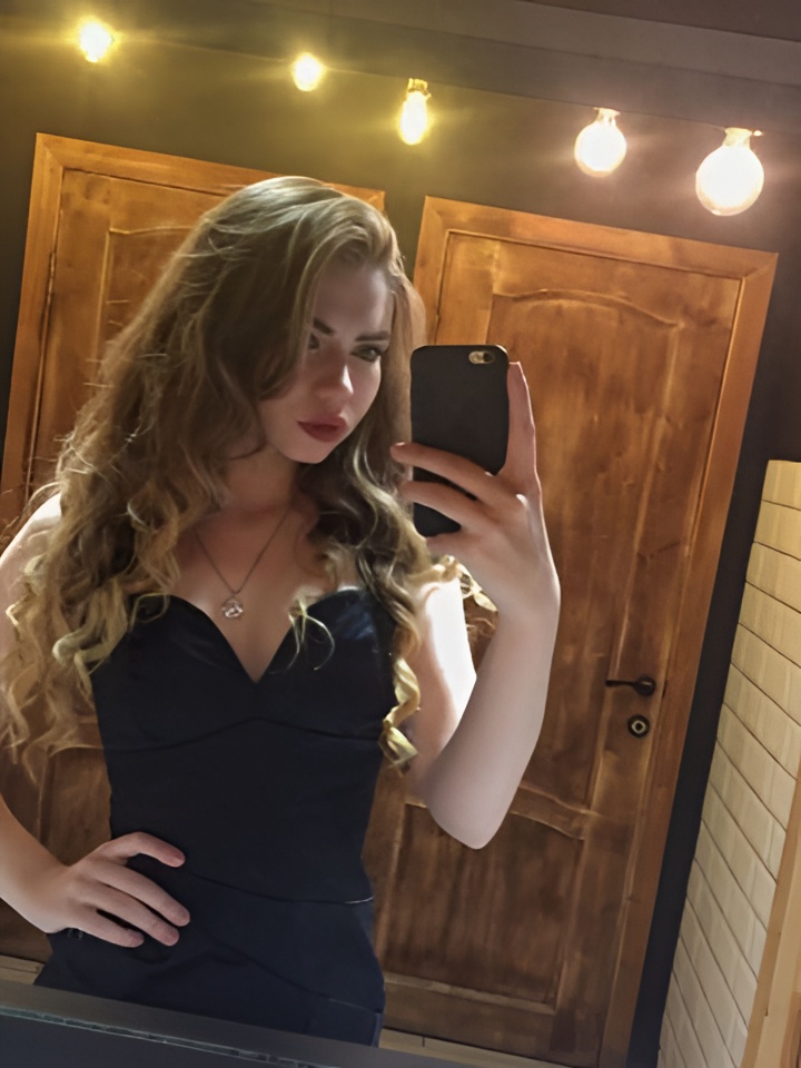 Фрида привлекальеная девушка из Луза цена от 10000 руб