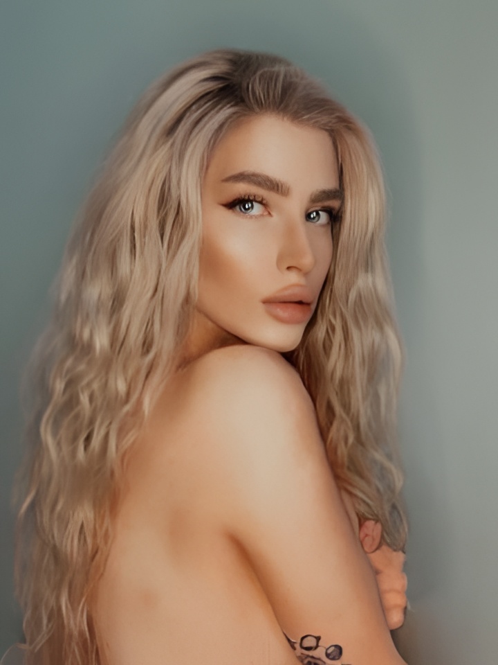 Римма привлекальеная девушка из Луза цена от 1500 руб