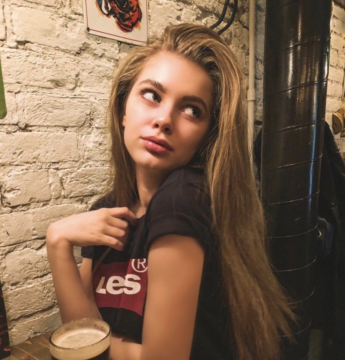 Оля привлекальеная девушка из Луза цена от 3000 руб