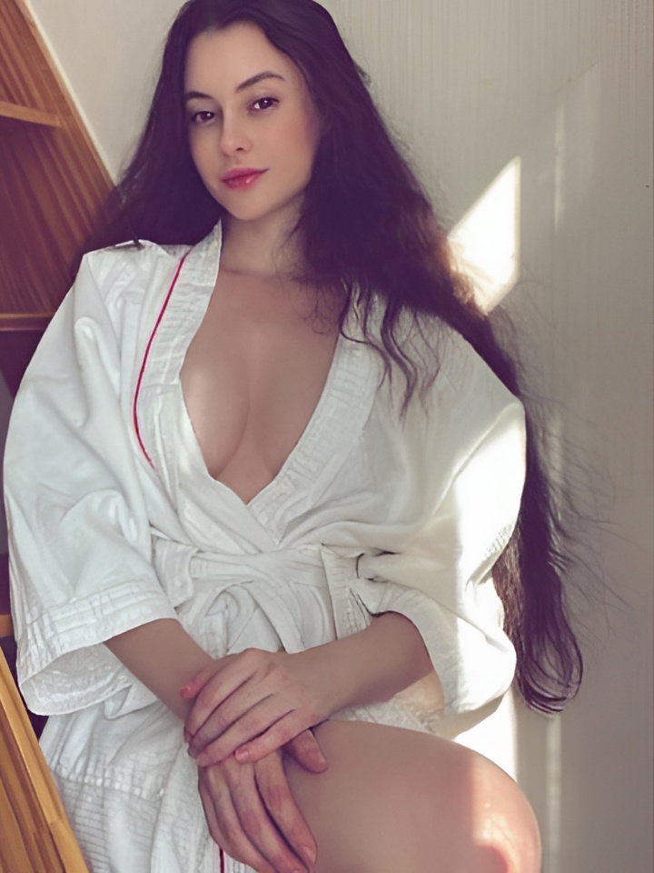 Индивидуалка Эмиля, доступна для личного знакомства от 3000 руб