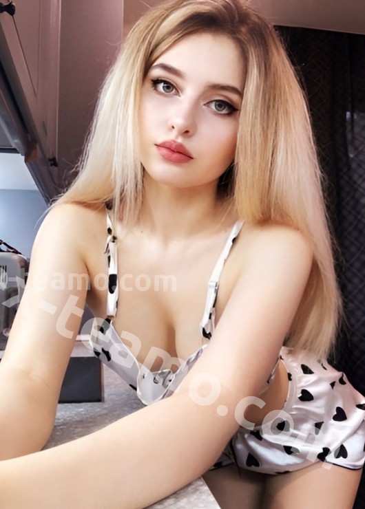 Надя привлекательная девушка из Луза цена от 1500 руб