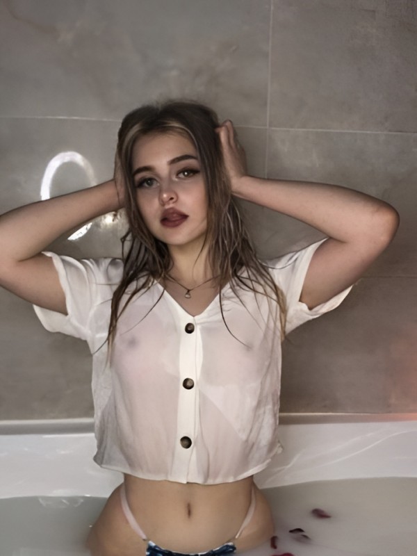 Илона привлекательная девушка из Луза цена от 5000 руб