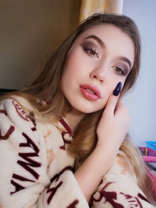 Тамара привлекательная девушка из Луза цена от 3500 руб