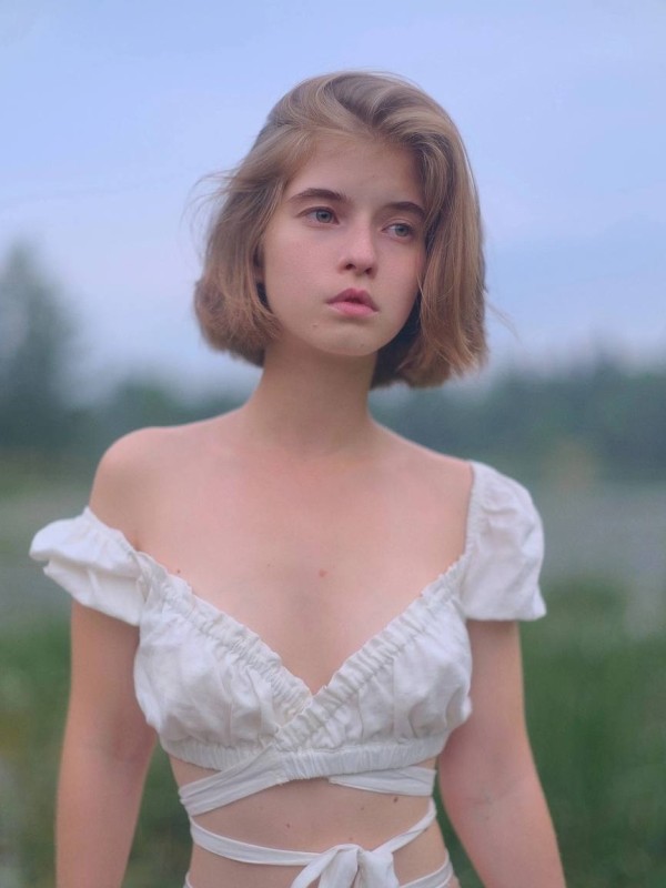 Любава привлекательная девушка из Луза цена от 3000 руб